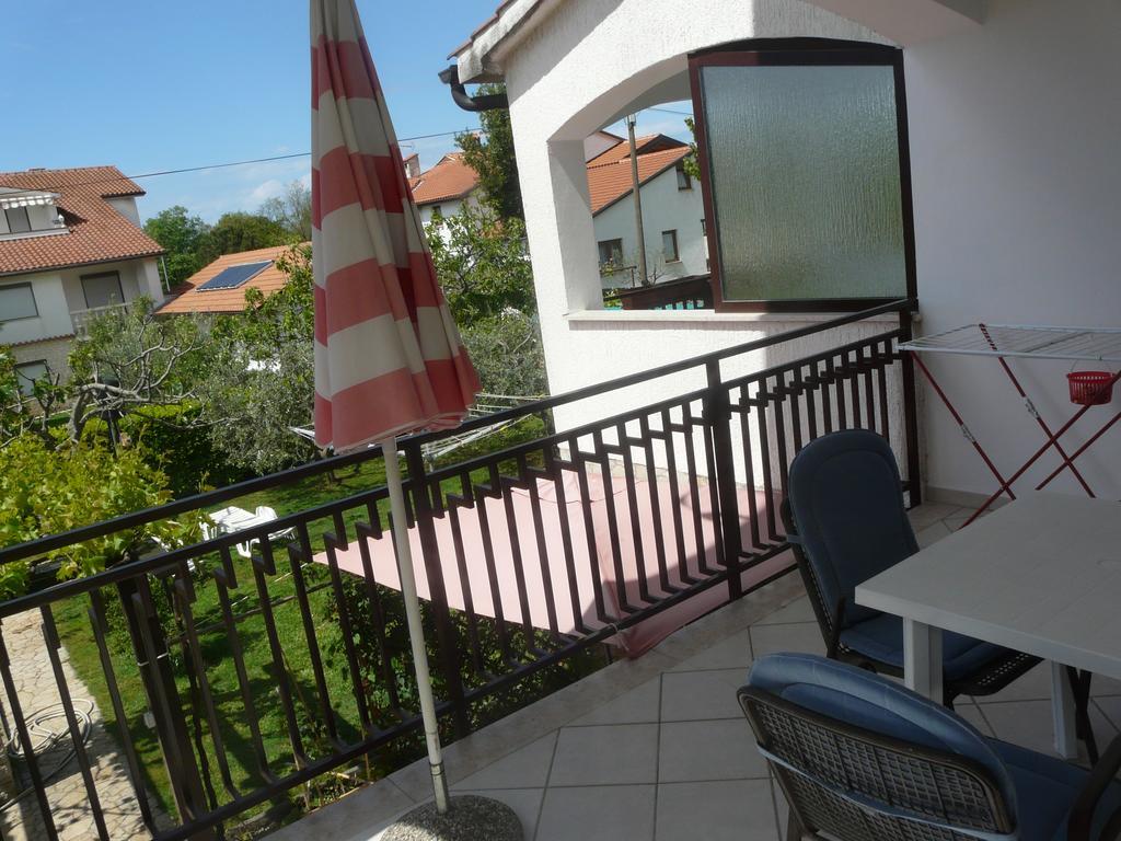 Apartments Mirela Porec Exterior photo