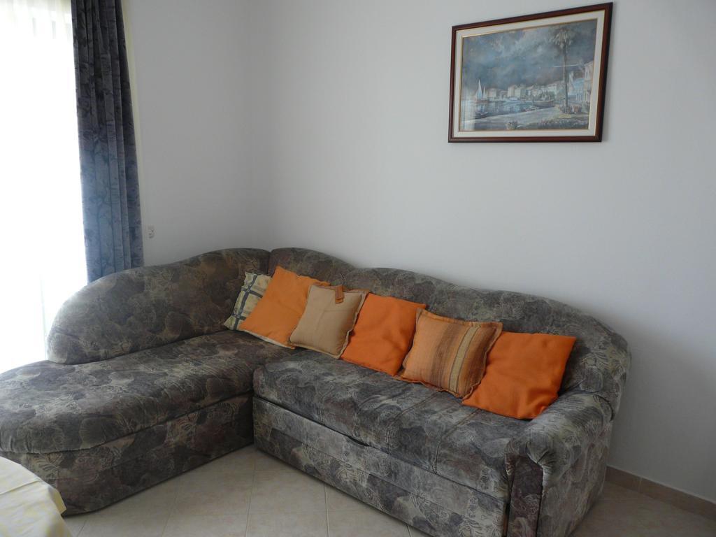 Apartments Mirela Porec Exterior photo