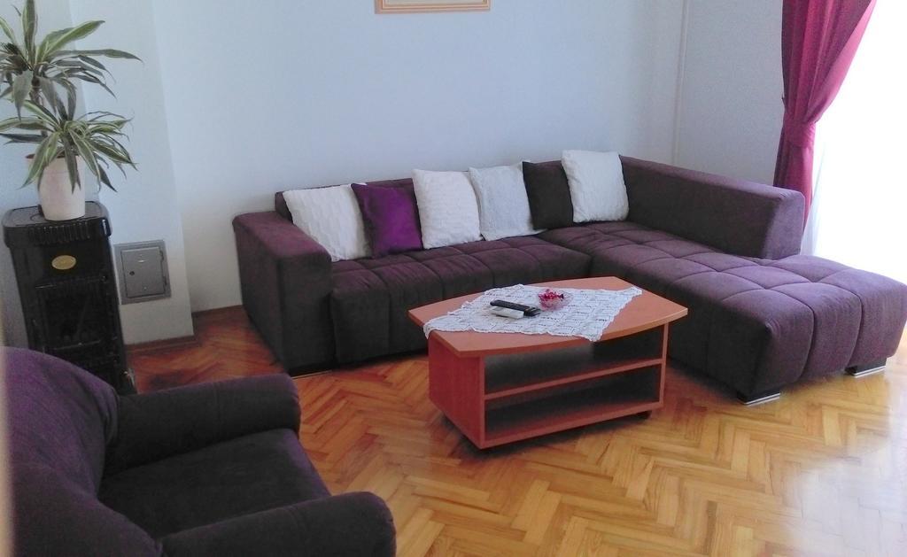 Apartments Mirela Porec Exterior photo